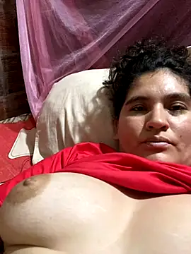 lunasexyhot18 online show from 10-27-25, 09:30