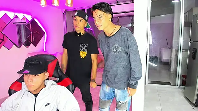 Houseofwarrios online show from 11-22-25, 05:28