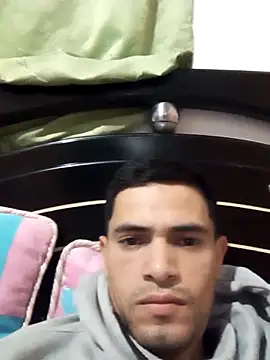 Snapshot of Deivy24_ chatting on 11-16-25, 07:52 Deivy24 online show from 11-16-25, 07:52