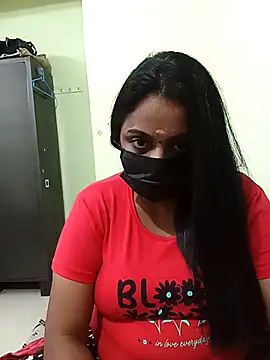 queendivya online show from 10-18-25, 02:18