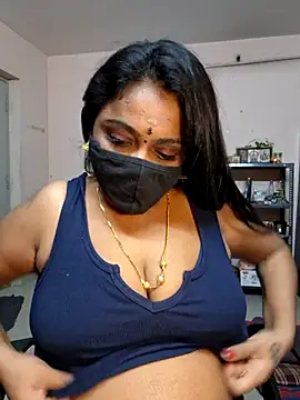 queendivya online show from 06-24-26, 01:54