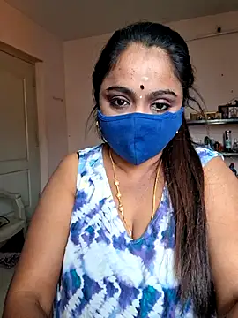 queendivya online show from 06-25-26, 06:51