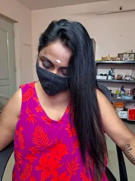 queendivya online show from 07-03-26, 01:01