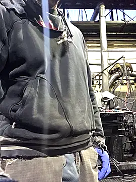 Snapshot of Justahungdad chatting on 11-10-25, 12:26 Justahungdad online show from 11-10-25, 12:26