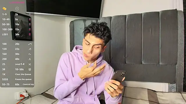 Erick Velveth online show from 04-19-26, 05:07