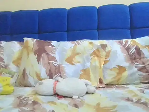 Snapshot of Suprice21 chatting on 04-10-26, 08:19 Suprice21 online show from 04-10-26, 08:19