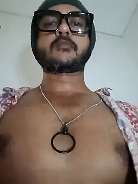 Snapshot of LVEZEX chatting on 10-14-25, 05:14 LVEZEX online show from 10-14-25, 05:14