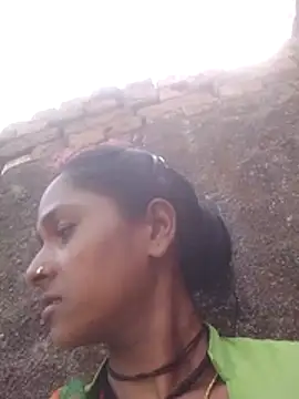 Snapshot of Hot_reshmaji chatting on 06-11-26, 02:53 Hot reshmaji online show from 06-11-26, 02:53