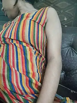 Snapshot of Disha-_00 chatting on 10-27-25, 05:06 Disha- 00 online show from 10-27-25, 05:06