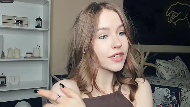 MaliaBourraine online show from 05-17-26, 07:28