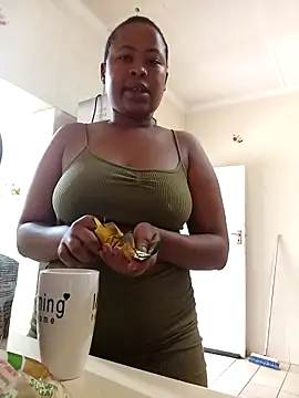 BubblyBeautiful online show from 11-22-25, 10:47