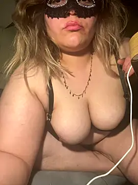 Snapshot of Heidaa chatting on 12-13-25, 11:10 Heidaa online show from 12-13-25, 11:10