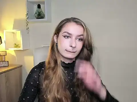 NinaBlond1 online show from 11-19-25, 06:35