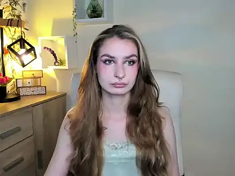 NinaBlond1 online show from 11-26-25, 06:47