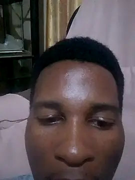 Snapshot of sparrowzy chatting on 10-17-25, 06:21 sparrowzy online show from 10-17-25, 06:21