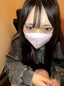 Snapshot of Yua_nyan_cute chatting on 10-01-25, 10:32 Yua nyan cute online show from 10-01-25, 10:32