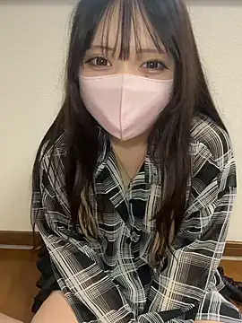 Snapshot of Yua_nyan_cute chatting on 10-19-25, 06:47 Yua nyan cute online show from 10-19-25, 06:47