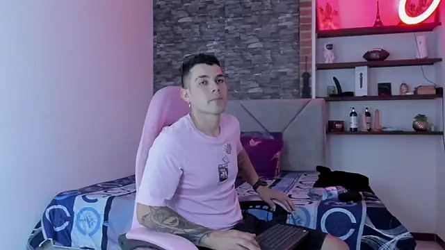 BooyHott  online show from 01-07-26, 07:27