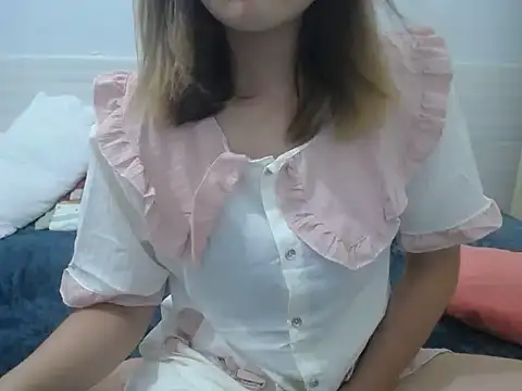 Hannie 26 online show from 10-04-25, 05:22