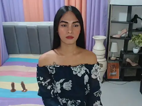 Snapshot of Sedictive_Samantha chatting on 09-20-25, 06:20 Sedictive Samantha online show from 09-20-25, 06:20