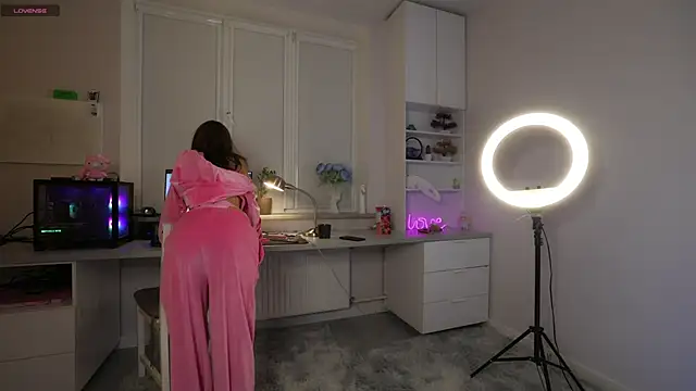 lovekissmes online show from 11-02-25, 03:03