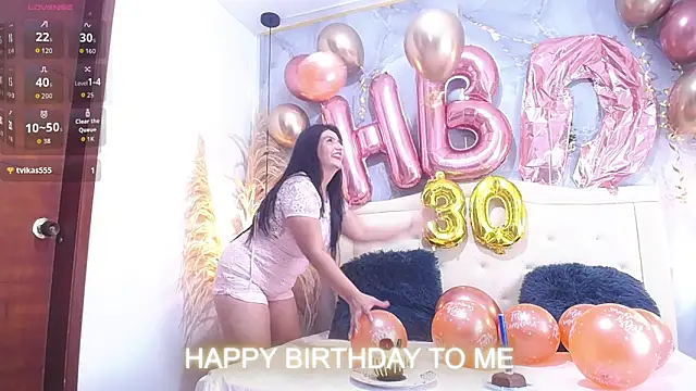 Snapshot of Samy_moore14 chatting on 01-06-26, 08:23 Samy moore14 online show from 01-06-26, 08:23