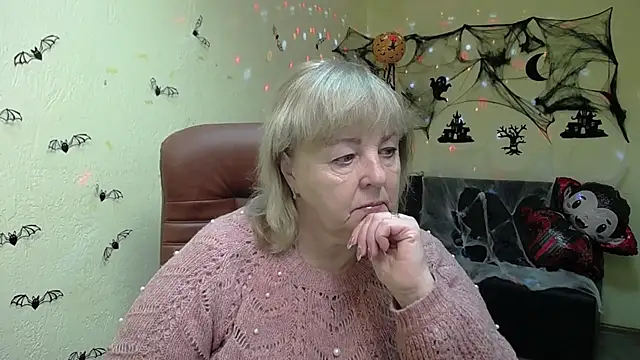 MilenaWedxy online show from 10-28-25, 06:06
