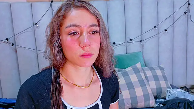 MyApril   online show from 03-05-26, 12:34