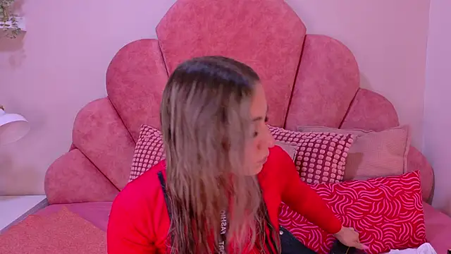 MyApril   online show from 04-07-26, 11:43