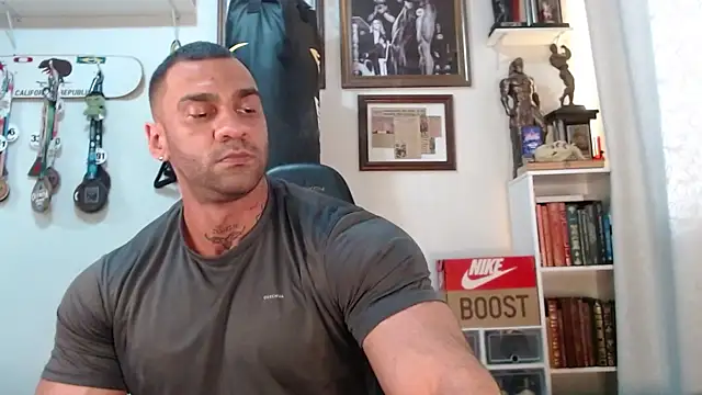 henryhadesflirt online show from 12-21-25, 06:04