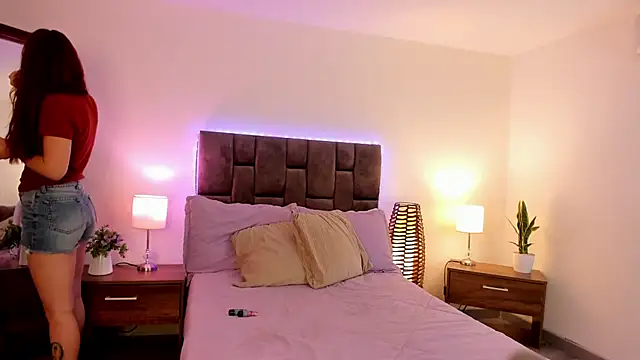 Aliccecullen online show from 10-08-25, 01:09