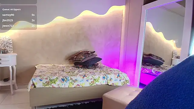 SaraGuzmann online show from 01-10-26, 07:59