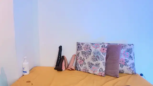 SaraGuzmann online show from 03-31-26, 08:09