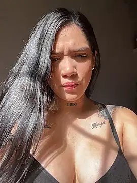 liahouses online show from 11-07-25, 01:00