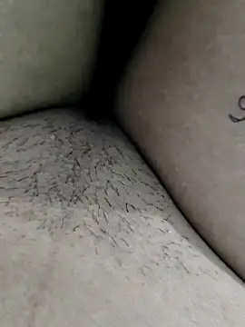 Snapshot of auntybbk chatting on 11-29-25, 12:41 auntybbk online show from 11-29-25, 12:41