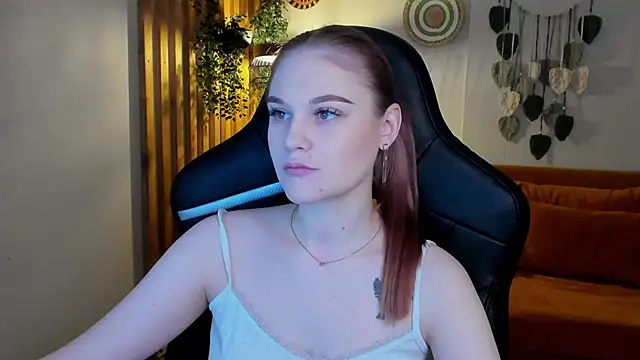 AriaWell online show from 11-23-25, 05:18