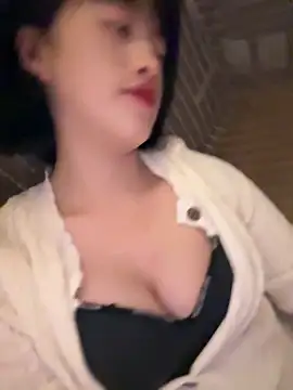 Tramy xx online show from 10-16-25, 03:18