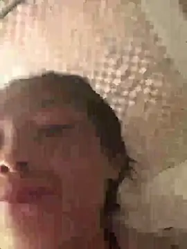 Halyy xx online show from 10-04-25, 01:25