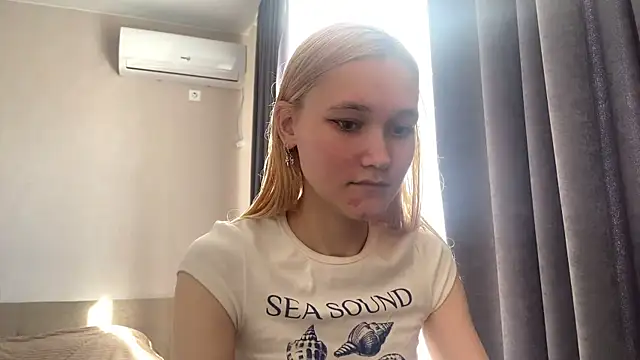 TwinedPeril online show from 10-22-25, 07:08