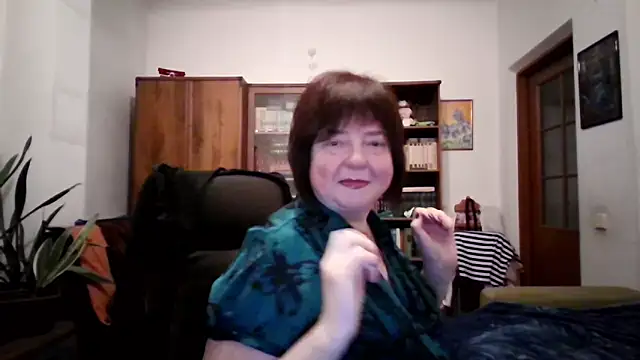 Violet Pulse online show from 12-16-25, 03:06