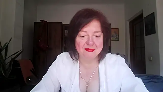 Snapshot of Violet_Pulse chatting on 06-12-26, 07:29 Violet Pulse online show from 06-12-26, 07:29