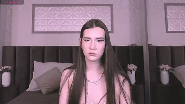 Snapshot of babyy_gloria chatting on 09-27-25, 01:49 babyy gloria online show from 09-27-25, 01:49