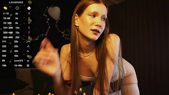 Snapshot of babyy_gloria chatting on 02-15-26, 04:25 babyy gloria online show from 02-15-26, 04:25