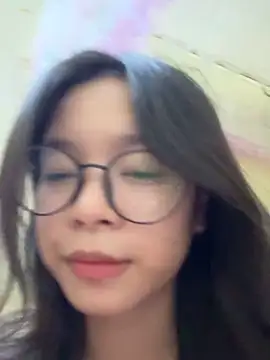 Snapshot of mau15_ chatting on 09-21-25, 01:02 mau15 online show from 09-21-25, 01:02