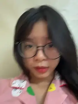 Snapshot of mau15_ chatting on 09-26-25, 01:15 mau15 online show from 09-26-25, 01:15