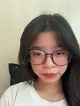 Snapshot of mau15_ chatting on 10-12-25, 10:03 mau15 online show from 10-12-25, 10:03