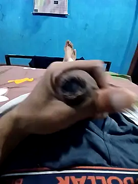 Snapshot of vaasuboy chatting on 09-24-25, 03:15 vaasuboy online show from 09-24-25, 03:15