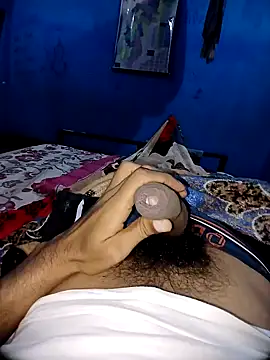Snapshot of vaasuboy chatting on 10-11-25, 08:46 vaasuboy online show from 10-11-25, 08:46