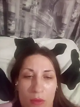 Snapshot of RitaLovvee chatting on 10-31-25, 05:14 RitaLovvee online show from 10-31-25, 05:14