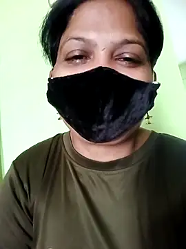 Snapshot of Mona_darling21 chatting on 09-24-25, 09:45 Mona darling21 online show from 09-24-25, 09:45